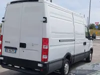 Occasion Iveco Daily 97 ch (71 kW) 2007 Blanc Van