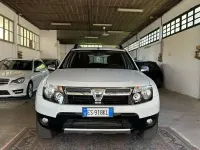 Usata Dacia Duster Lauréate 107 CV (78 kW) 2013 Bianco SUV