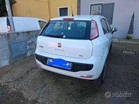 Usata Fiat Punto 2011 Bianco Berlina
