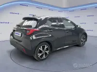 Usata Toyota Yaris Hybrid Trend 92 CV (67 kW) 2025 Nero Berlina