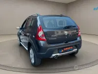 Usata Dacia Sandero 84 CV (61 kW) 2011 Grigio Berlina