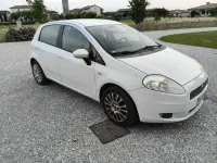 Usata Fiat Grande Punto 90 CV (66 kW) 2009 Bianco Utilitaria