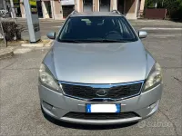 Usata Kia Ceed Sportswagon Active 90 CV (66 kW) 2012 Grigio Station wagon