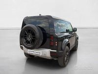 Usata Land Rover Defender SE 200 CV (147 kW) 2024 Nero SUV