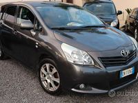 Usata Toyota Verso Sol 126 CV (92 kW) 2012 Grigio Monovolume