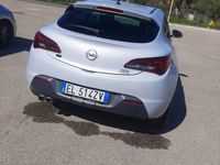 usata Opel Astra GTC cosmo S