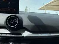 Gebraucht Audi Q2 S-Line 116 PS (85 kW) 2018 Grau SUV