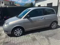 Usata Lancia Ypsilon 75 CV (55 kW) 2011 Beige Utilitaria