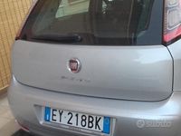 Usata Fiat Punto 75 CV (55 kW) 2014 Grigio Utilitaria