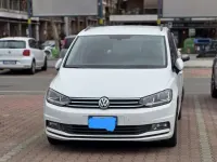 Begagnad VW Touran Executive 116 HK (85 kW) 2016 Vit Minibuss