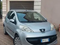 Usata Peugeot 107 68 CV (50 kW) 2008 Grigio Utilitaria