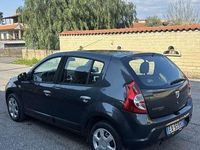 Usata Dacia Sandero Lauréate 75 CV (55 kW) 2010 Berlina