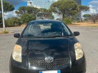 Usata Toyota Yaris Sol 69 CV (50 kW) 2008 Nero Utilitaria