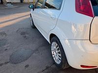 Usata Fiat Punto 85 CV (62 kW) 2015 Bianco Berlina