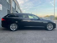 Usata Jaguar XF Sportbrake Premium Luxury 200 CV (147 kW) 2014 Nero Station wagon