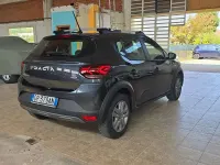 Usata Dacia Sandero Comfort 101 CV (74 kW) 2023 Grigio Berlina