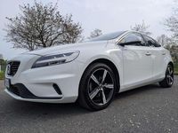 Usata Volvo V40 R-Design 120 CV (88 kW) 2018 Bianco Station wagon