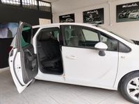 Usata Opel Meriva 95 CV (69 kW) 2011 Bianco Monovolume