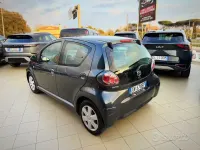 Usata Toyota Aygo Connect Style 68 CV (50 kW) 2013 Grigio Utilitaria