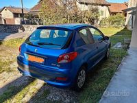 Usata Peugeot 206 60 CV (44 kW) 2011 Berlina
