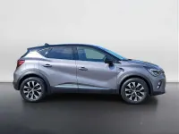 Usata Renault Captur Techno 143 CV (105 kW) 2023 Grigio metalizzato SUV