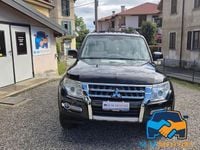Usata Mitsubishi Pajero Instyle 200 CV (147 kW) 2015 Nero SUV