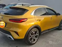Usata Kia XCeed 140 CV (102 kW) 2019 Giallo SUV