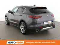 Usata Alfa Romeo Stelvio Executive 209 CV (153 kW) 2019 Grigio SUV