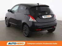 Usata Lancia Ypsilon Gold 70 CV (51 kW) 2021 Nero Utilitaria