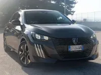 Usata Peugeot 208 Allure 101 CV (74 kW) 2024 Grigio Utilitaria
