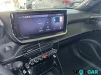 Usata Peugeot 2008 Allure 101 CV (74 kW) 2025 Blu/azzurro SUV