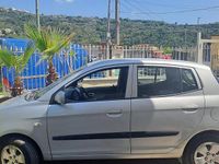 Usata Kia Picanto 61 CV (44 kW) 2005 Grigio Utilitaria