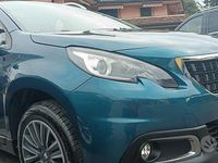 Usata Peugeot 2008 Allure 82 CV (60 kW) 2018 Verde SUV