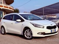 Usata Kia Ceed 128 CV (94 kW) 2015 Bianco Utilitaria