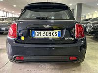 Usata Mini Cooper SE Essential 75 kW (102 CV) 2022 Blu/azzurro Utilitaria