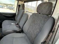Gebraucht Hyundai H-1 99 PS (72 kW) 2006 Weiß Van / Kleinbus