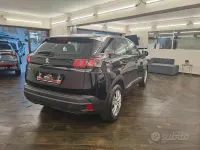 Usata Peugeot 3008 Business-Line 131 CV (96 kW) 2021 Nero SUV