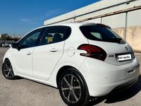 Usata Peugeot 208 Allure 110 CV (80 kW) 2016 Bianco Utilitaria