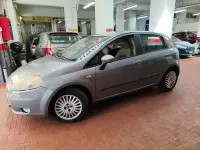 Usata Fiat Grande Punto Dynamic 74 CV (54 kW) 2006 Grigio Utilitaria
