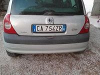 Usata Renault Clio II 58 CV (42 kW) 2003 Grigio