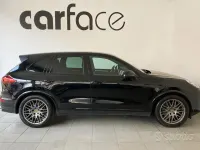 Usata Porsche Cayenne Platinum Edition 250 CV (183 kW) 2016 Nero SUV