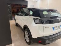 Usata Peugeot 3008 Allure 131 CV (96 kW) 2022 Bianco SUV
