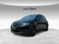 Usata Lancia Ypsilon Silver 69 CV (50 kW) 2022 2t nero perlato Utilitaria