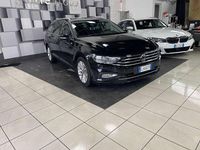 Usata VW Passat Business 150 CV (110 kW) 2022 Perlato Station wagon