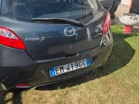 Usata Mazda 2 Energy 75 CV (55 kW) 2012 Grigio Utilitaria