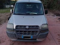 Begagnad Fiat Doblò Dynamic 105 HK (77 kW) 2004 Grå Minibuss