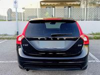 Usata Volvo V60 115 CV (84 kW) 2016 Nero Station wagon