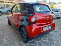 Usata Smart ForFour Passion 71 CV (52 kW) 2015 Rosso Utilitaria