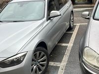 Usata BMW 318 150 CV (110 kW) 2015 Grigio Station wagon