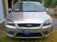 Usata Ford Focus Cabriolet Titanium 136 CV (100 kW) 2007 Grigio Cabrio